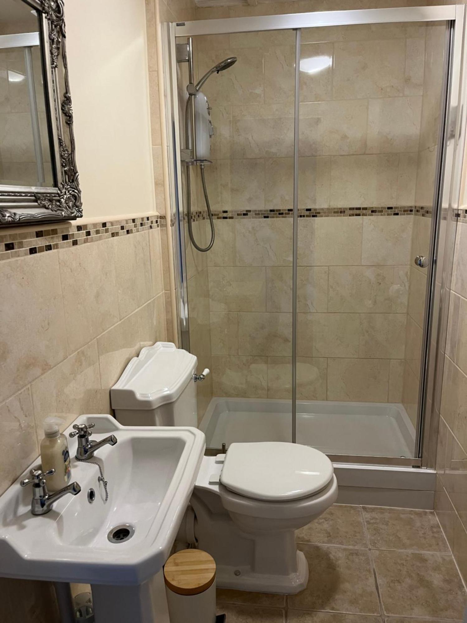 Chadwick Guest House Мидълзбро Екстериор снимка